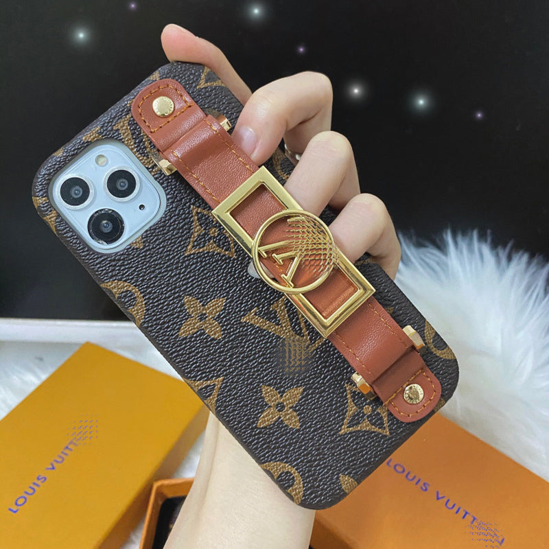 Lou Wristband Chain iPhone Case