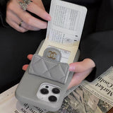 CC Chain iPhone 17 Case