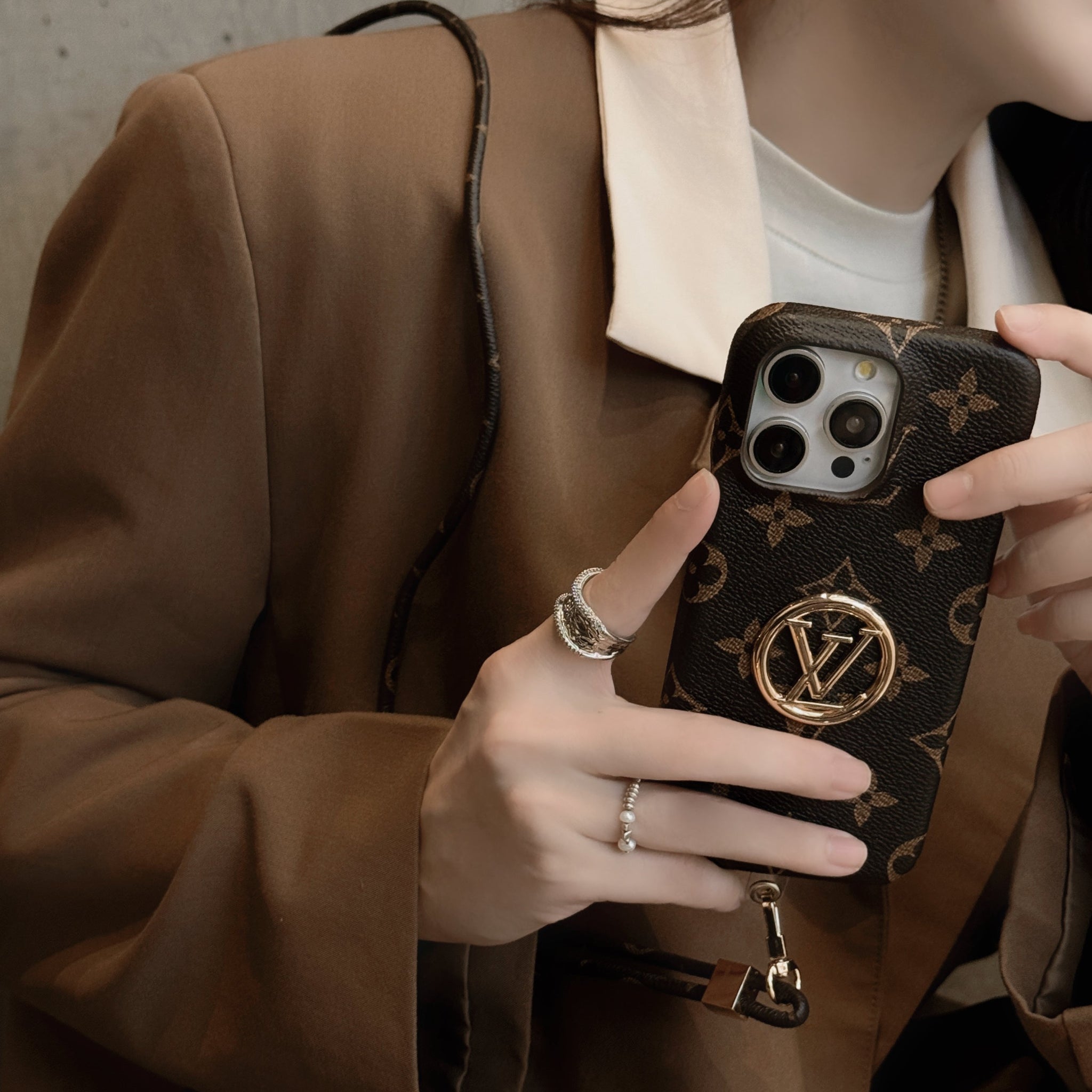 Lou Card Holder Chain iPhone Case
