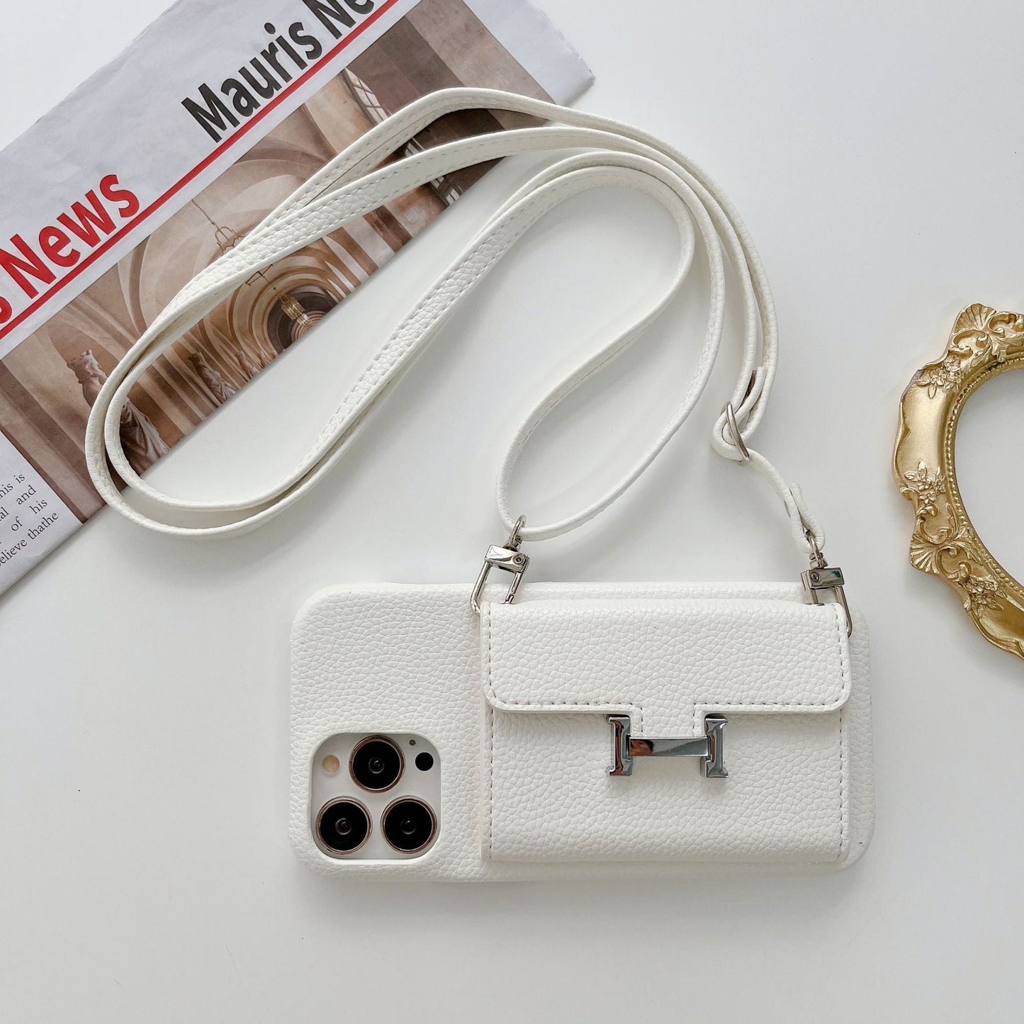 H Card Holder Leather Chain iPhone 16 Case