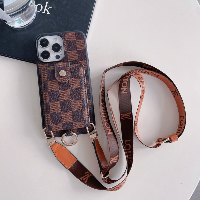Lou Card Bag Classic Chain iPhone 16 Case
